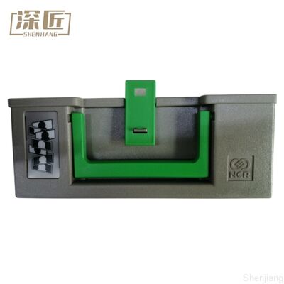 2040000217 ฝาถังล้าง NCR แบบปิดพร้อมล็อคและมือจับ ชิ้นส่วนเครื่อง ATM สำหรับ NCR S1 Reject Cassette 4450693308 445-0693308