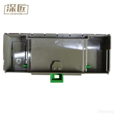 2040000217 ฝาถังล้าง NCR แบบปิดพร้อมล็อคและมือจับ ชิ้นส่วนเครื่อง ATM สำหรับ NCR S1 Reject Cassette 4450693308 445-0693308